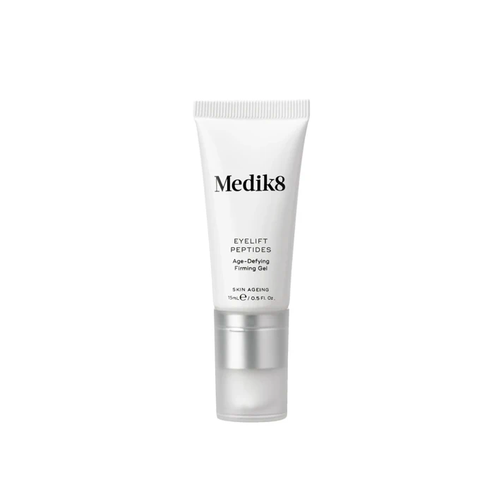 Zpevňující oční krém proti vráskám Eyelift Peptides, Medik8, 1 350 Kč (15 ml) Zpevňující oční krém proti vráskám Eyelift Peptides, Medik8, 1 350 Kč (15 ml)