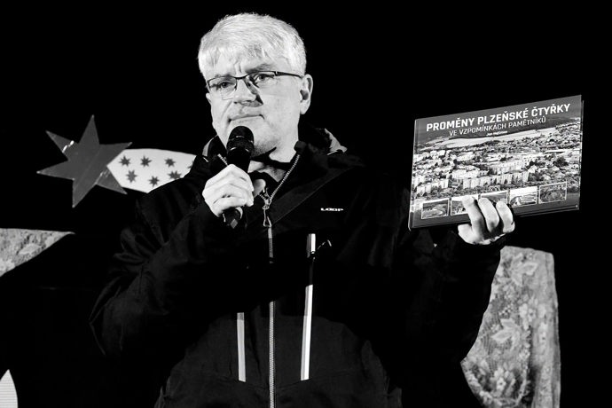 Jako zapálený lokální patriot napsal knihu Proměny plzeňské čtyřky ve vzpomínkách pamětníků. 