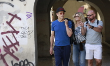 Herec Kevin Bacon si užíval krásy Prahy.