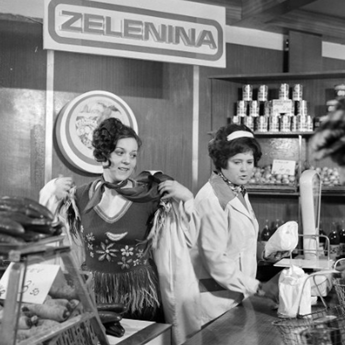 Lenka v seriálu Žena za pultem Lenka v seriálu Žena za pultem