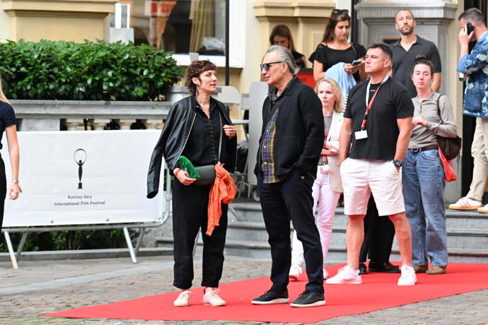 Jiří Macháček s manželkou v Karlových Varech. 