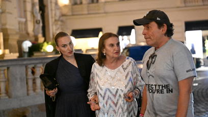 FOTO: Eva Holubová s dcerou Karolínou.