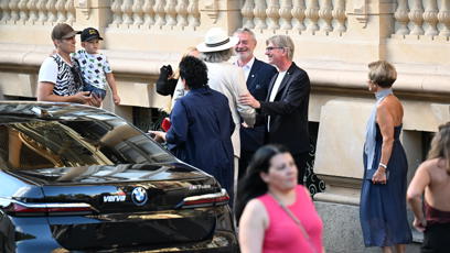 FOTO: Bolka Polívku vítalo zajímavé osazenstvo.