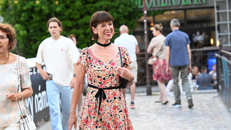 Andrea Bartošková ve Varech jenom září.