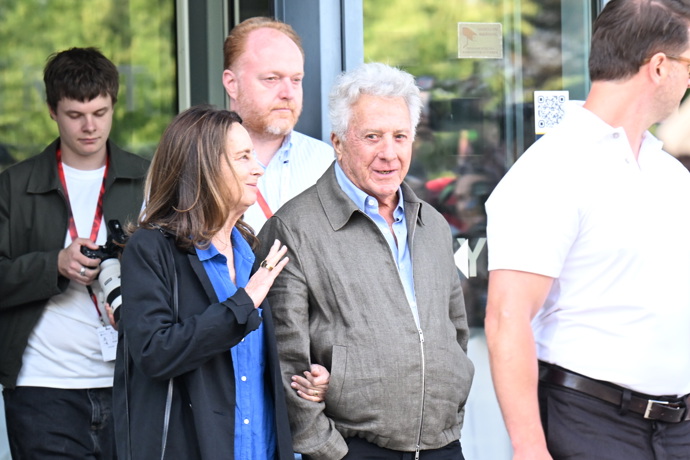 Dustin Hoffman si našel chvilku pro sebe. 