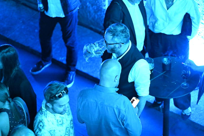 Kryštof Mucha na party Jiřího Macháčka. 