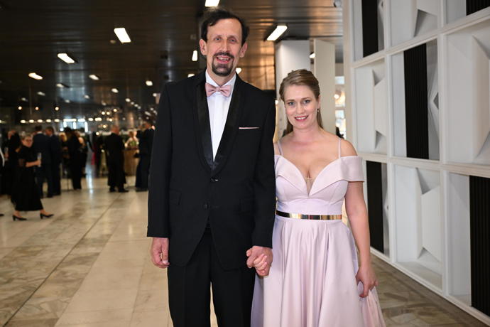 Pavel Šimčík s partnerkou si nenechali ujít slavnostní zakončení festivalu ve Varech.