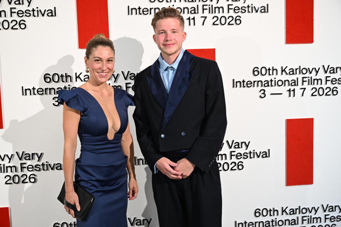 Exministryně Eva Decroix si nenechala ujít slavnostní zakončení filmového festivalu ve Varech.