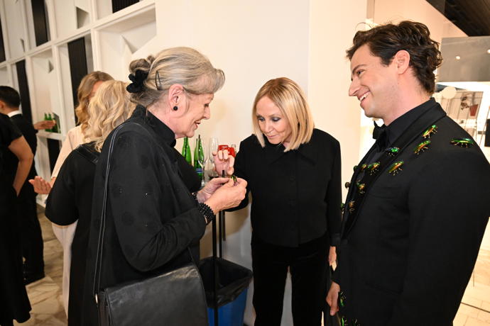 Bára Basiková a Helena Třeštíková byly z brouků unešené.