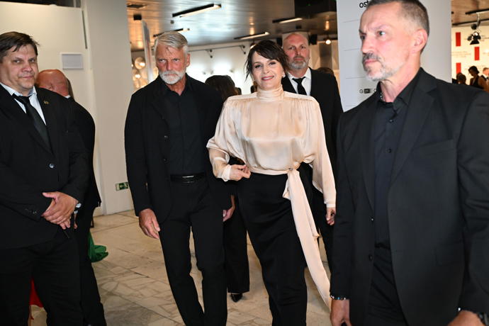 Juliette Binoche vypadala šik.