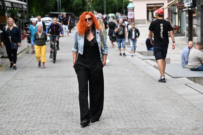 Celebrity na kolonádě.
