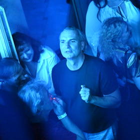 Jiří Macháček na party v Karlových Varech.