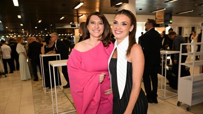 FOTO: Martina Pipková Loudová s Denisou Pfauserovou.
