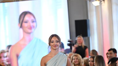 FOTO: Kordula Stropnická v roli modelky.