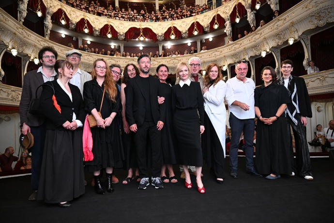 Premiéra filmu Dvě deci tuše.