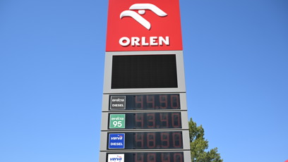 FOTO: Základní Efecta Diesel za 44,90 Kč, prémiová Verva Diesel dokonce za 48,90 Kč.