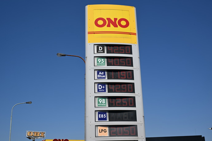 Síť ONO drží ceny dole.