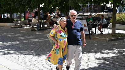 FOTO: Alexander Hemala s manželkou.