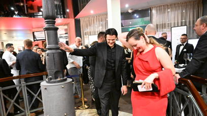FOTO: Travis Bacon byl veselá kopa.