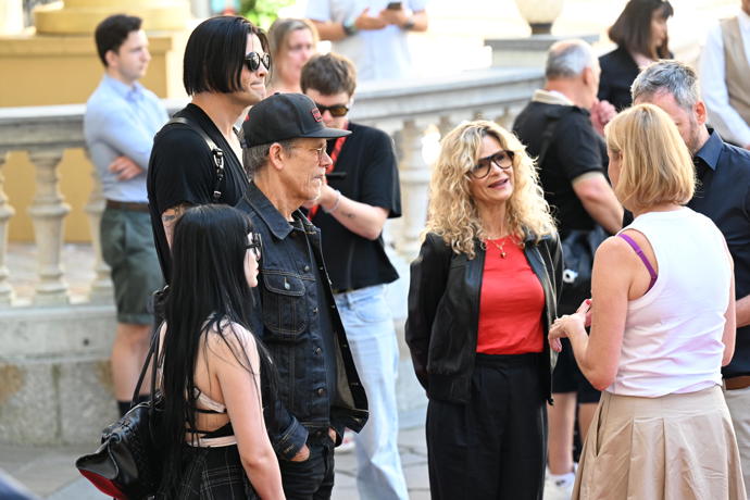 Kyra Sedgwick je velmi přátelská.