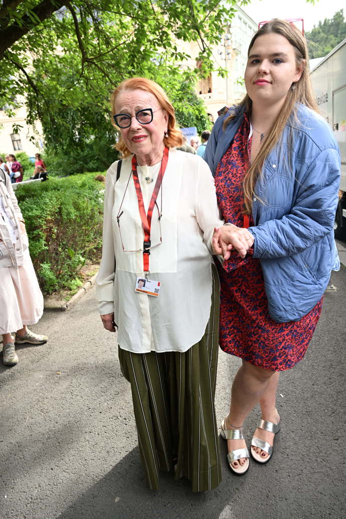 Herečka Iva Janžurová.
