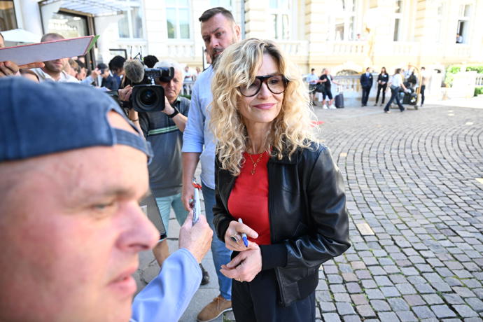Kyra Sedgwick je velmi přátelská.