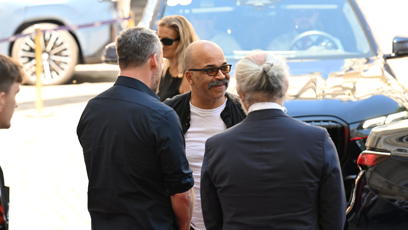 FOTO: Jeffrey Wright se pozdravil s Kryštofem Muchou a Karlem Ochem.