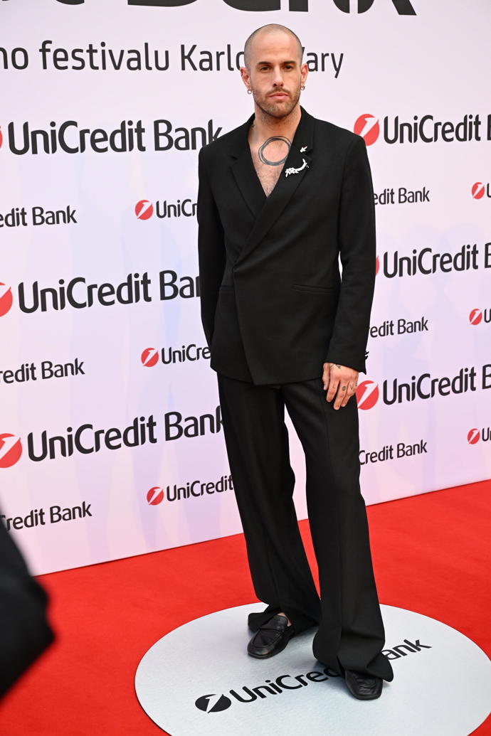 Lukáš Macháček na party UniCredit Bank ve Varech.