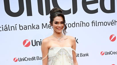 FOTO: Lucie Pisková na party UniCredit Bank ve Varech.
