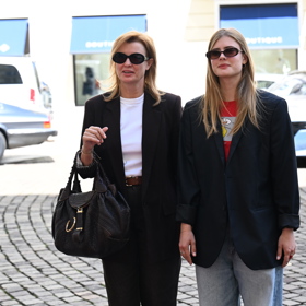 Galerie: Celebrity ve Varech trochu jinak. Jak vypadají hvězdy, než vstoupí na červený koberec Galerie: Celebrity ve Varech trochu jinak. Jak vypadají hvězdy, než vstoupí na červený koberec