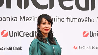 FOTO: Nela Boudová na party UniCredit Bank ve Varech.