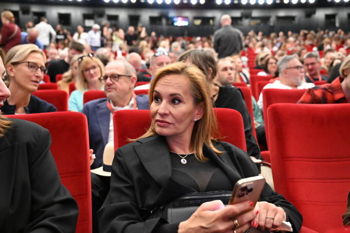 Monika Absolonová na dokumentu Báry Basikové. 