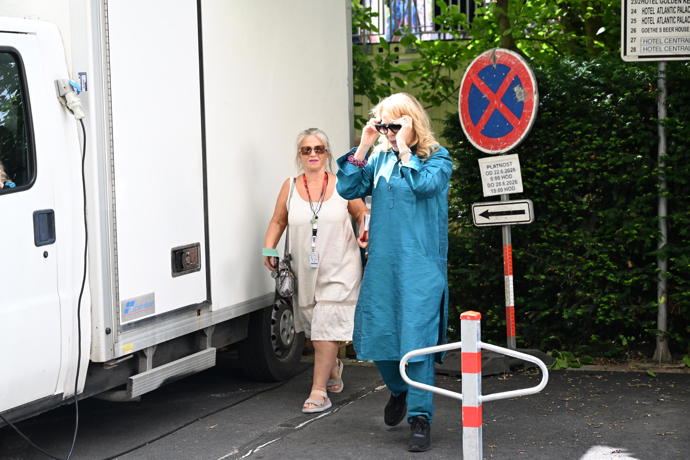 Dagmar Havlová  vyrazila do města.