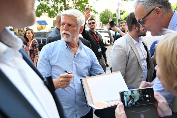 Petr Pavel byl ve Varech za hvězdu.