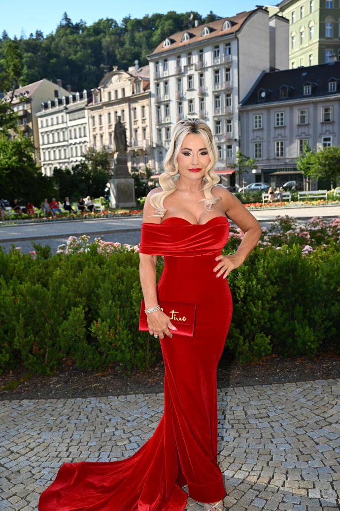 Lenka Dragounová ve Varech. 