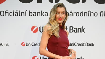 FOTO: Jitka Nováčková na party UniCredit Bank ve Varech.