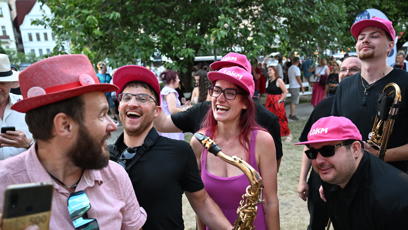 FOTO: Markéta Gregorová s kapelou.