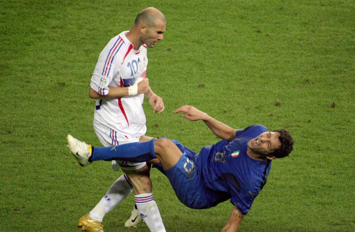 Zinédine Zidane dal hlavičku Materazzimu.
