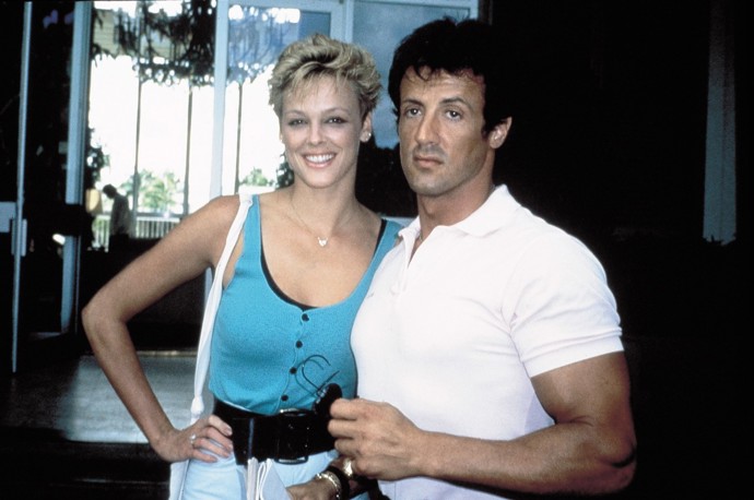 Sylvester Stallone a Brigitte Nielsen se dali dohromady v roce 1985, vydrželi spolu necelé 2 roky.