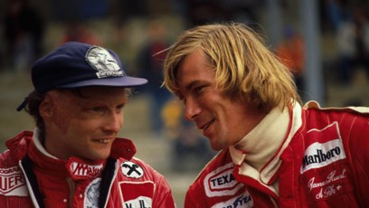 FOTO: Niki Lauda se svým rivalem Jamesem Huntem.