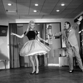 Brigitte Bardot zůstává symbolem nenucené a zároveň smyslné francouzské elegance.