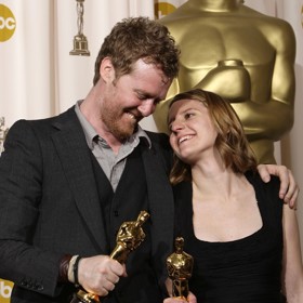 Markéta Irglová a Glen Hansard v době, kdy získali Oscara.