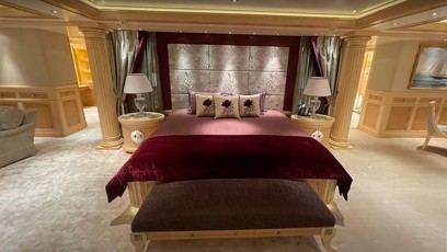 FOTO: Luxusní jachta Graceful v hodnotě zhruba 100 milionů eur je spojována s ruským prezidentem Vladimirem Putinem.