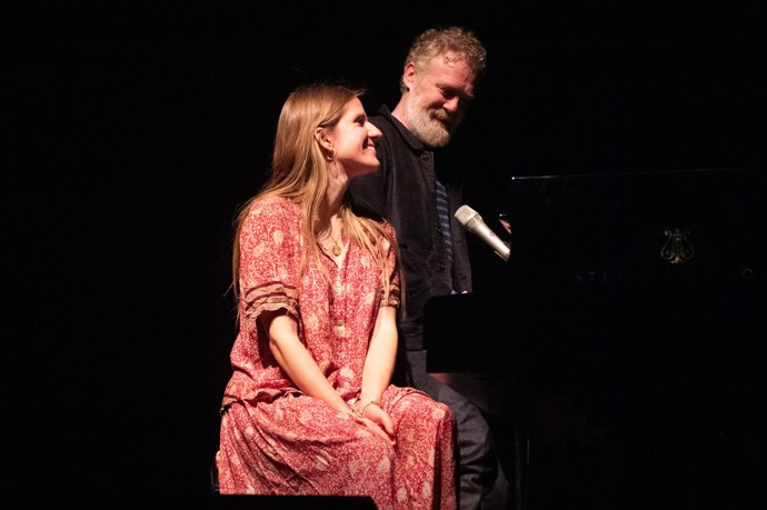 Zpěvák Glen Hansard s Markétou Irglovou.
