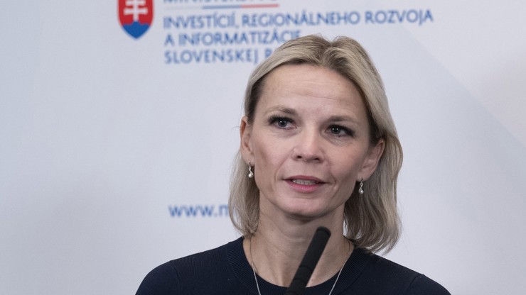 Ministryně pro místní rozvoj Zuzana Mrázová. Ministryně pro místní rozvoj Zuzana Mrázová.
