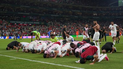 FOTO: Maroko se před penaltami pomodlili.