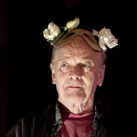 Michael Byrne zemřel.