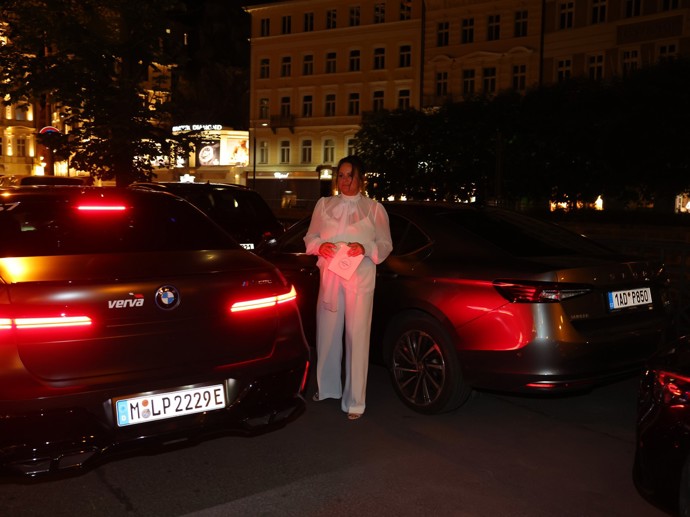 Jitka Čvančarová dorazila do Varů.