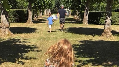 FOTO: Meghan Markle vyfotila svou dceru Lilibet.