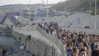 FOTO: Imigranti v Ceutě.